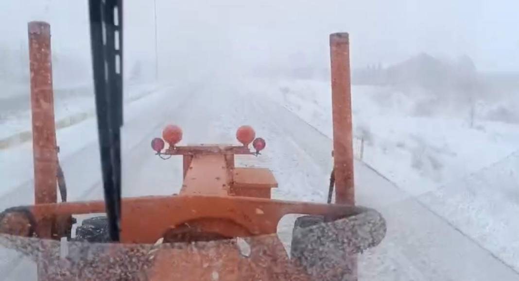 Ekipler seferber oldu! Konya-Antalya yolunda beyaz sürpriz 4